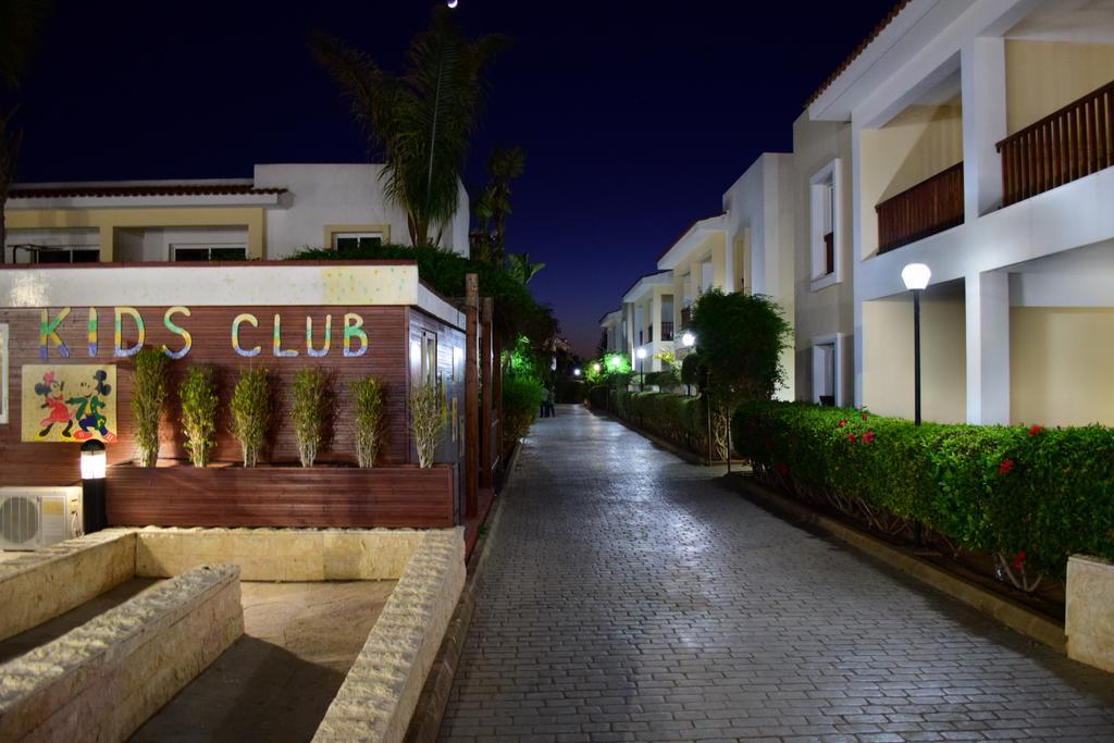 Aktea Beach Village Agia Napa Exterior foto